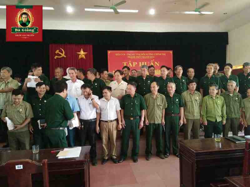 CTY Bà Giằng tặng quà cho Hội Cựu Chiến Binh tỉnh Thanh Hoá nhân dịp giải phóng miền nam 30/4/2018